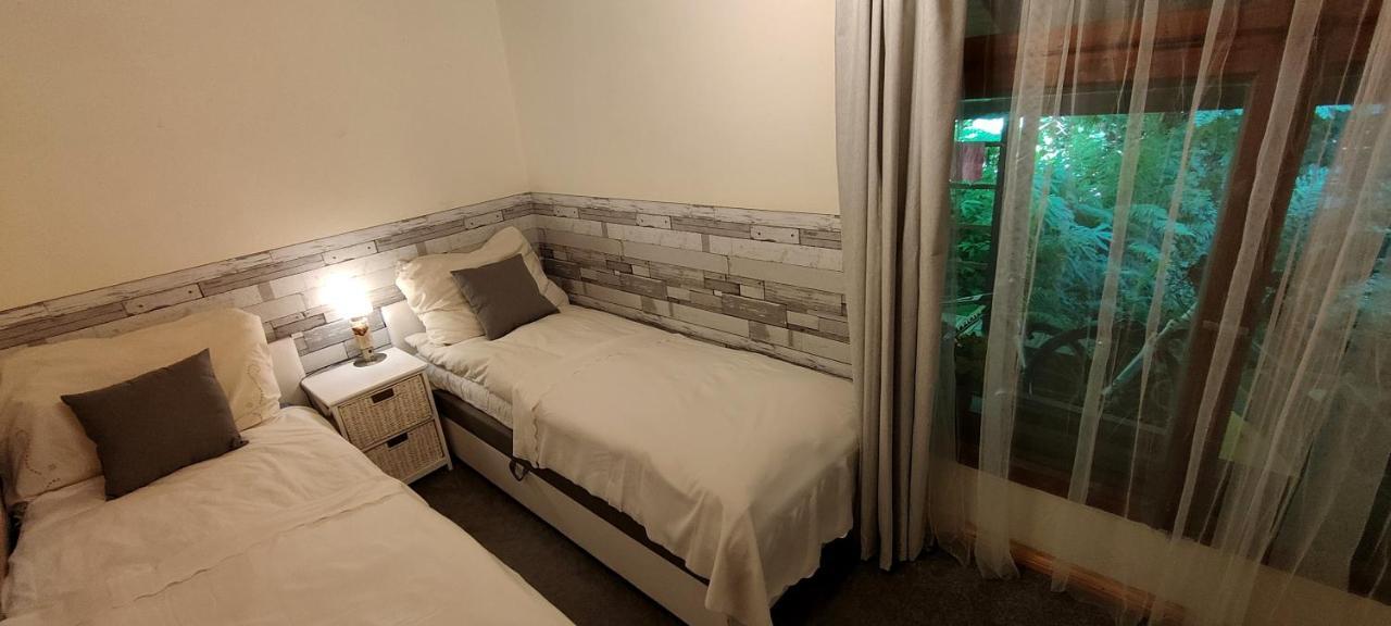 Chalet Na Porabkach Z Kominkiem Miedzybrodzie Zywieckie